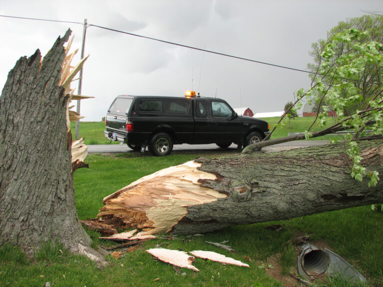 Straight line winds in Clinton County Michigan