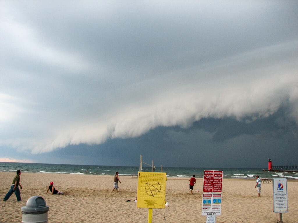 Shelf Cloud over Lake Michigan