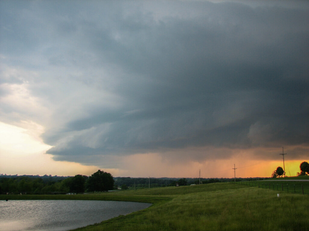 Shelf Cloud in Missouri