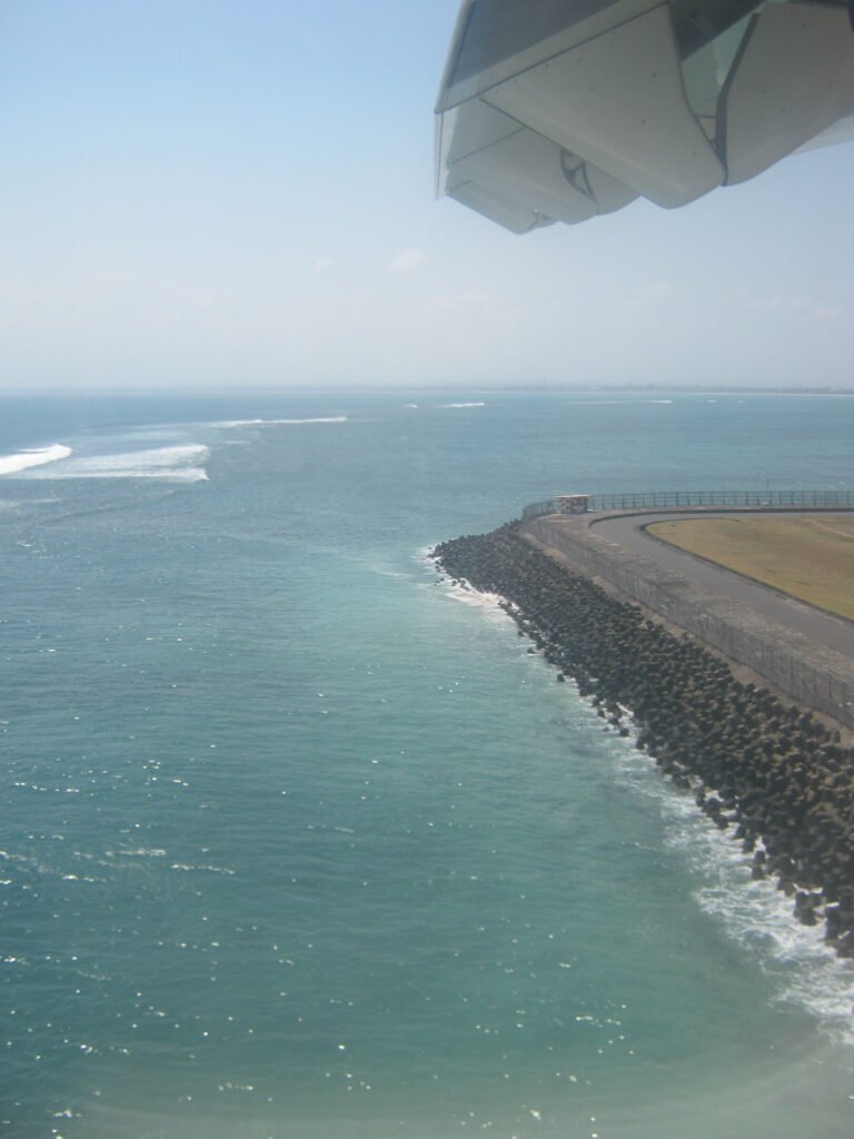 Landing in Denpesar